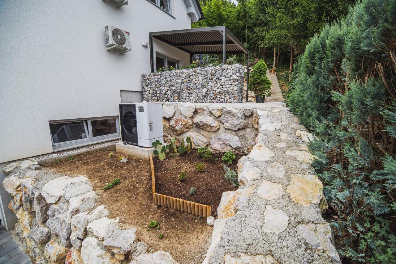 Apartments Rozalija Preddvor Exterior photo