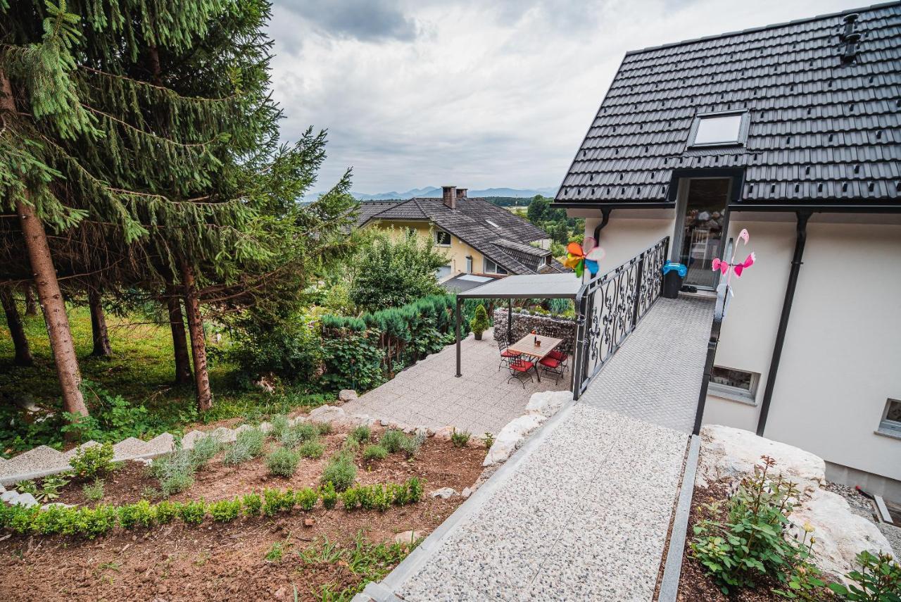Apartments Rozalija Preddvor Exterior photo