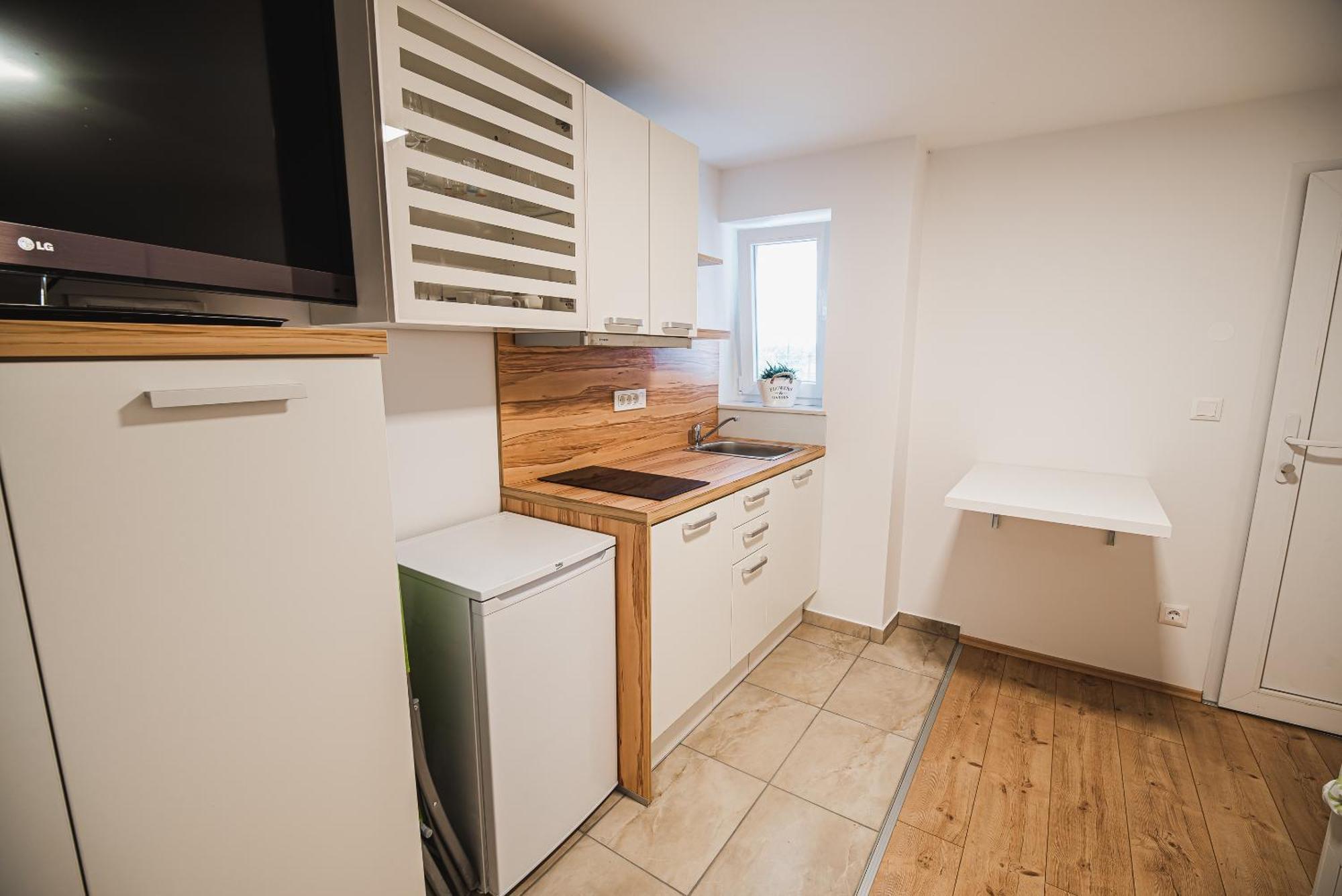 Apartments Rozalija Preddvor Room photo