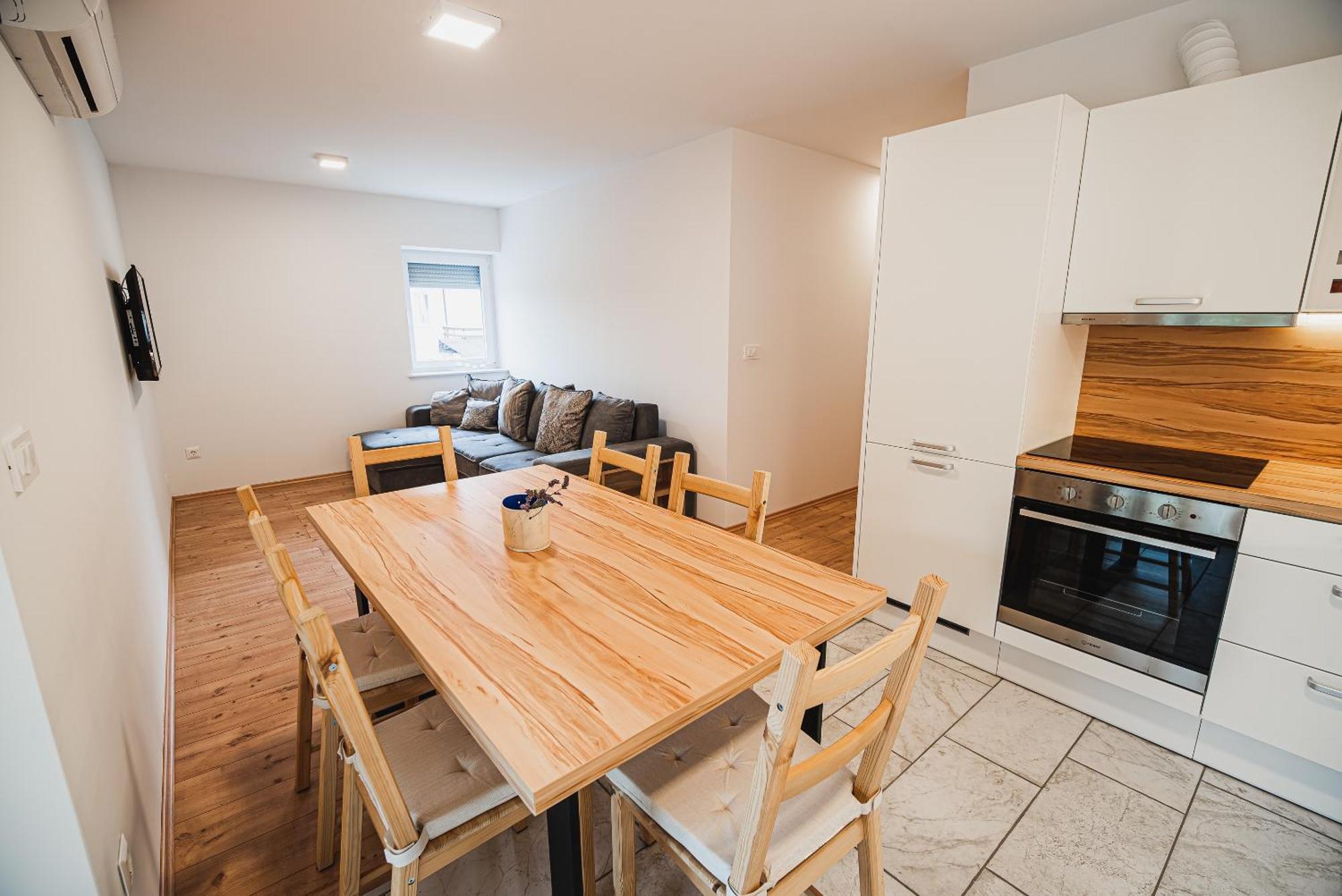 Apartments Rozalija Preddvor Room photo